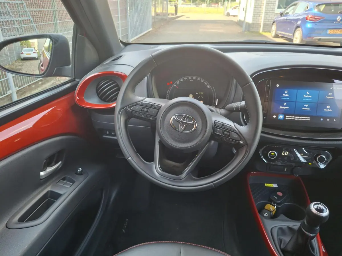 1.0 VVT-i MT Premium Leder Opendak Cabrio