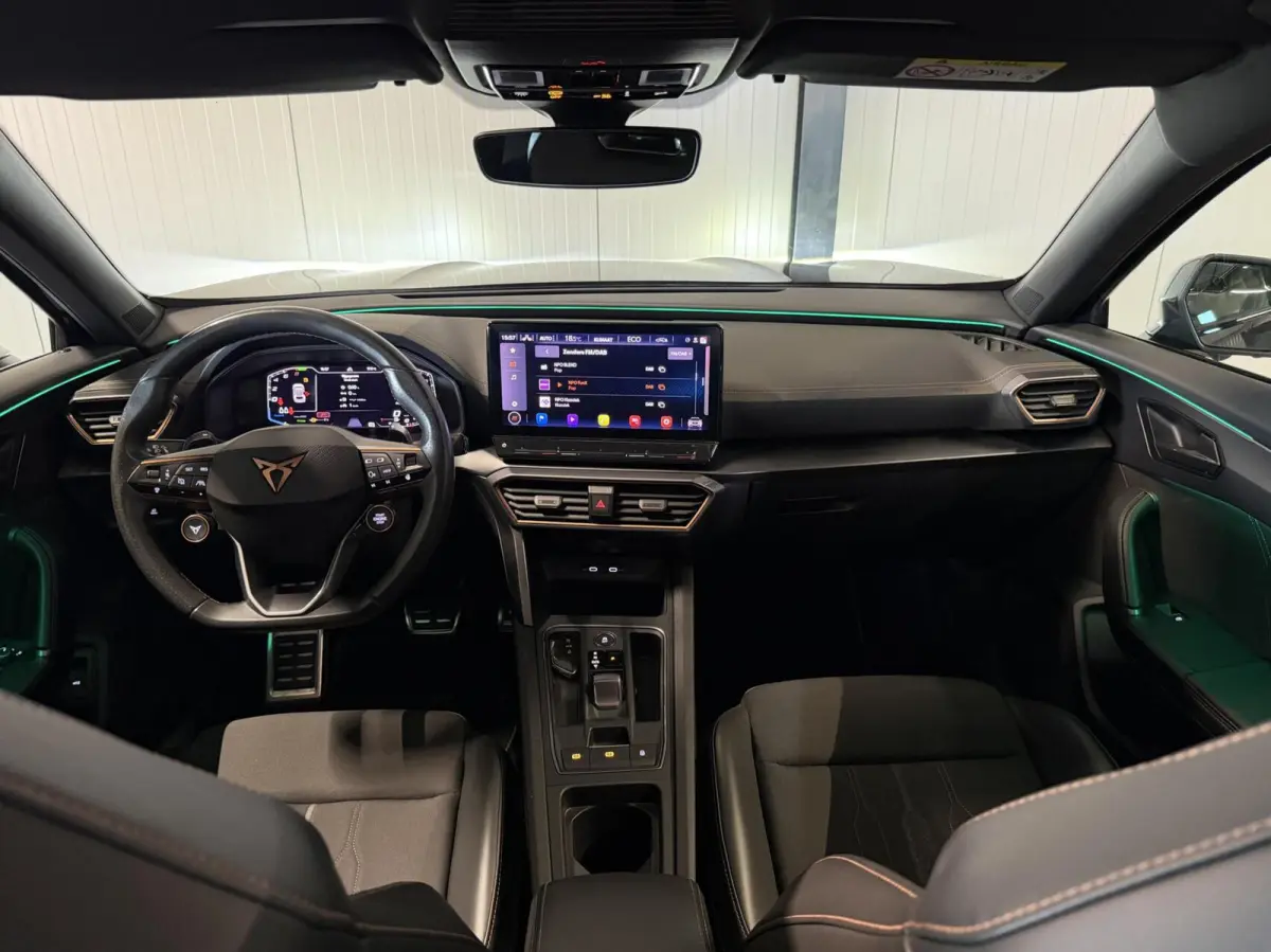1.4 e-Hybrid VZ Performance Pano Trekhaak