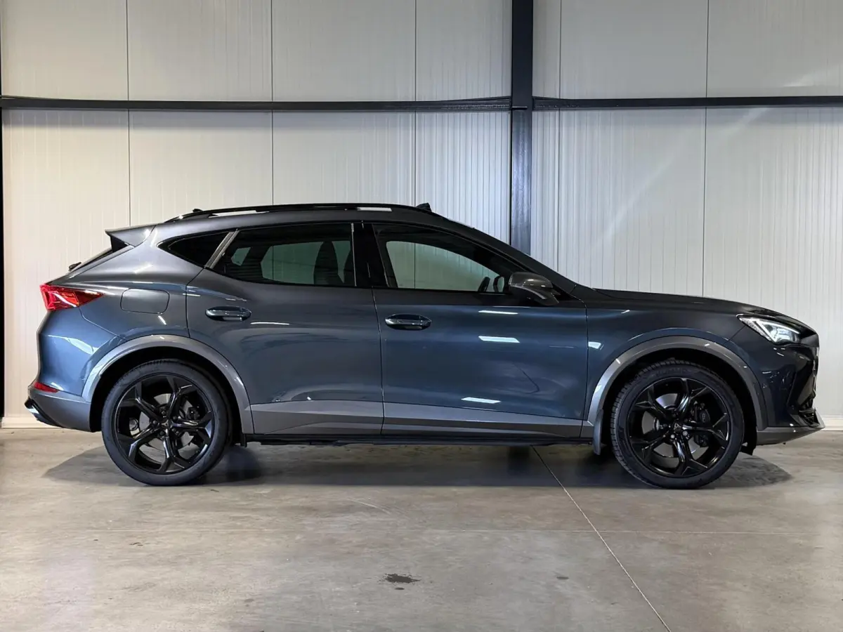 1.4 e-Hybrid VZ Performance Pano Trekhaak