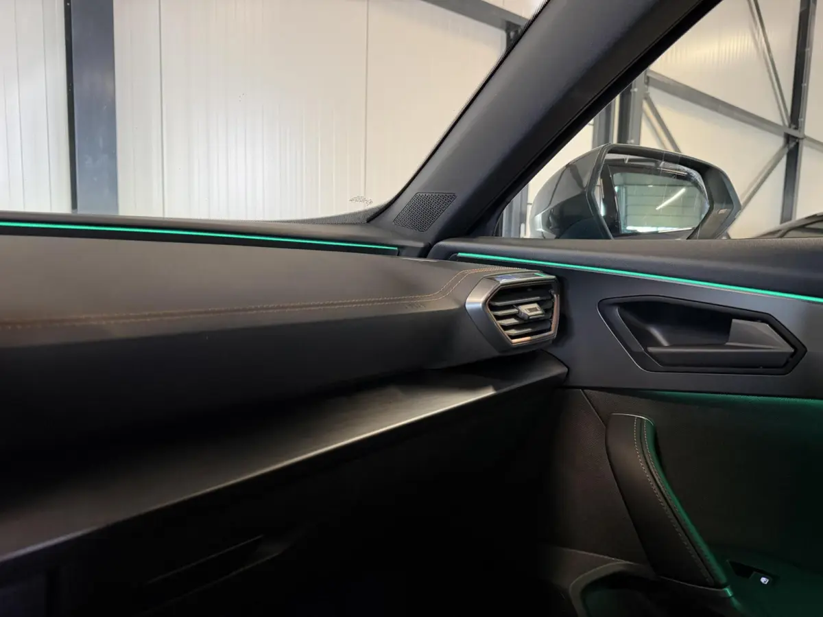1.4 e-Hybrid VZ Performance Pano Trekhaak