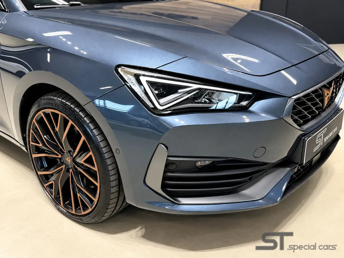 1.4 e-Hybrid VZ Copper Edition|Pano