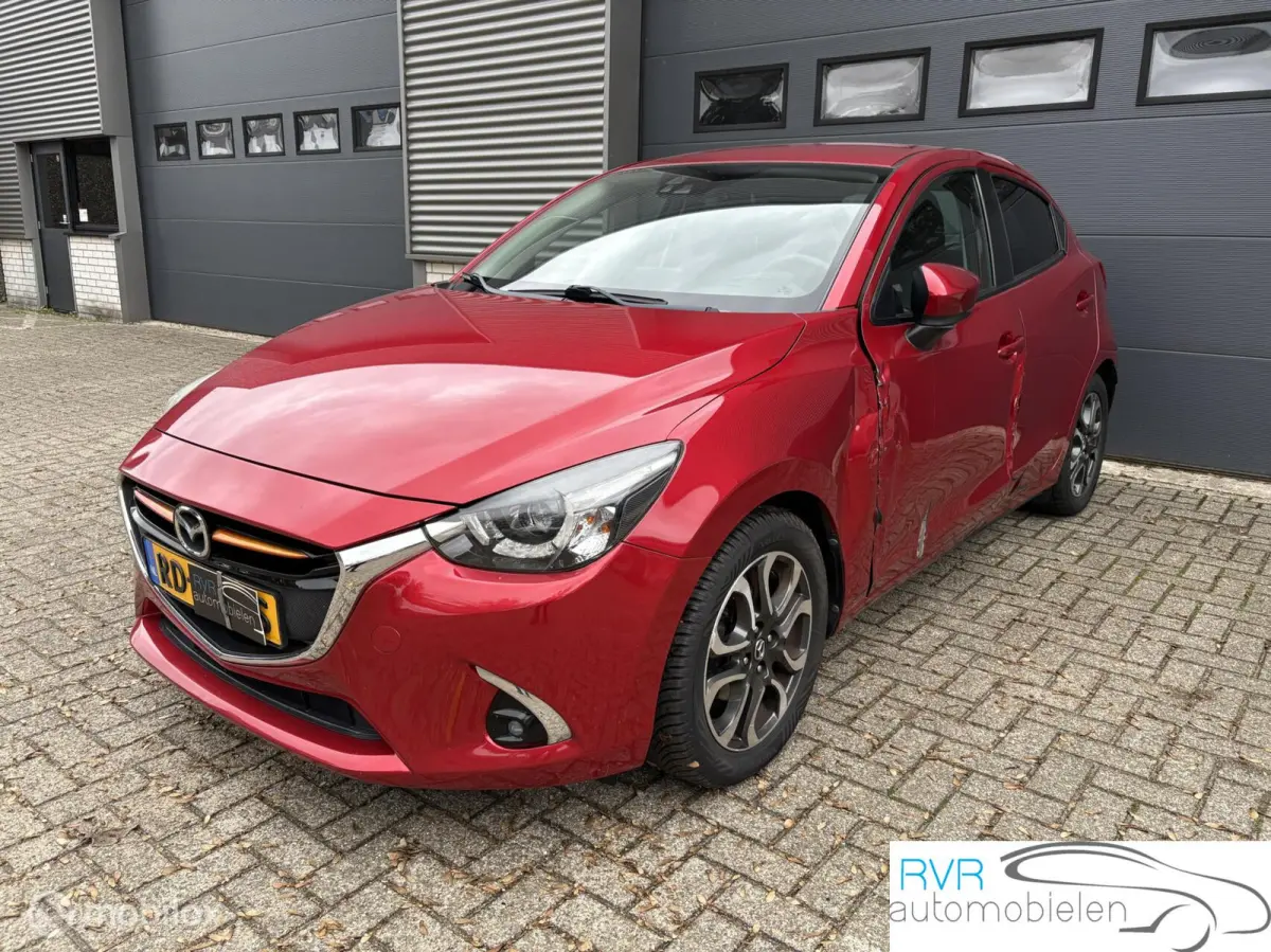 1.5 Skyactiv-G GT-Luxury LEES ADVERTENTIE!!