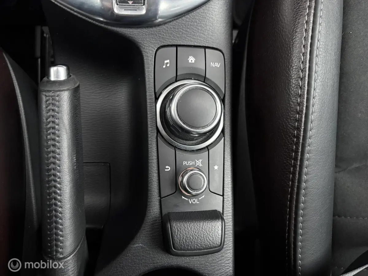1.5 Skyactiv-G GT-Luxury LEES ADVERTENTIE!!