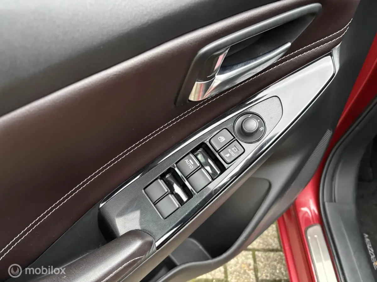 1.5 Skyactiv-G GT-Luxury LEES ADVERTENTIE!!