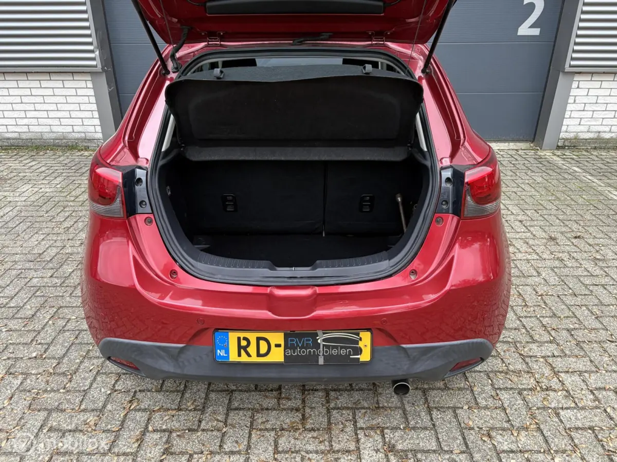 1.5 Skyactiv-G GT-Luxury LEES ADVERTENTIE!!