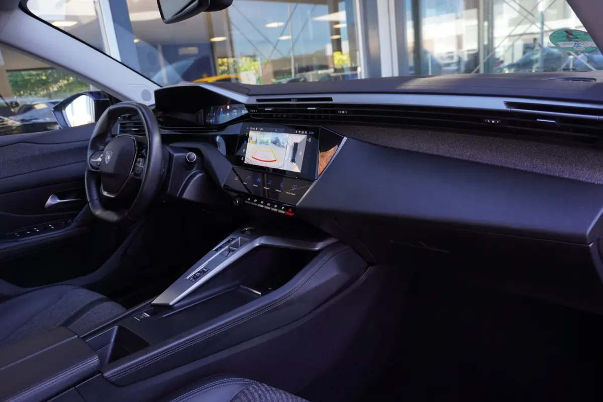1.6 HYbrid Allure 180 EAT8 Automaat | Plug-in | Camera | Elek. Pakket | Vol opties | Dealerauto | Inruil mogelijk