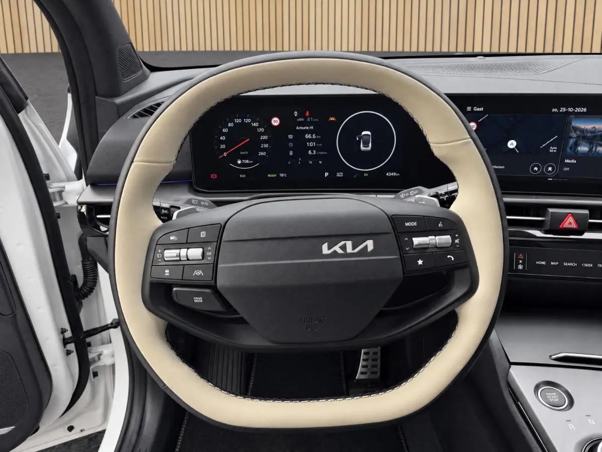 1.6 T-GDi Hybrid GT-PlusLine Meest luxe uitvoering | PANO | 360 CAMERA | head up display | demo voordeel