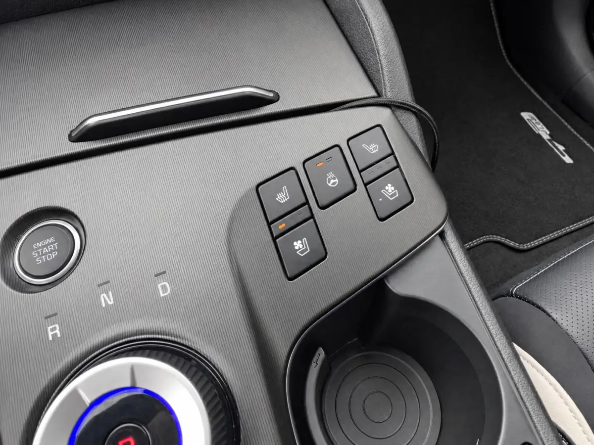 1.6 T-GDi Hybrid GT-PlusLine Meest luxe uitvoering | PANO | 360 CAMERA | head up display | demo voordeel