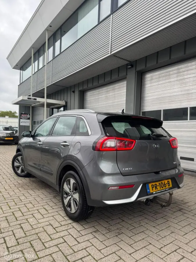 1.6 GDi Hybrid DynamicLine