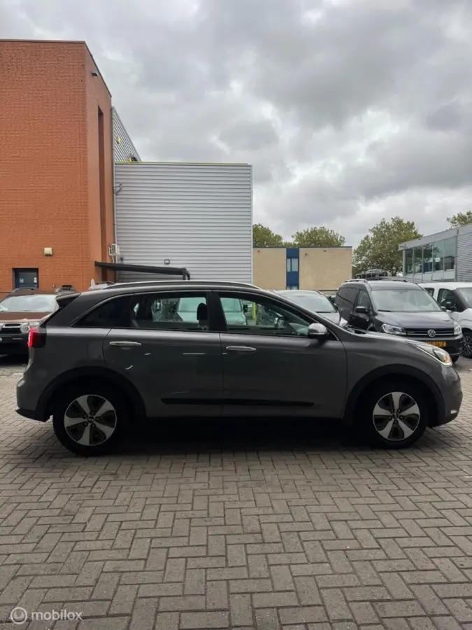 1.6 GDi Hybrid DynamicLine