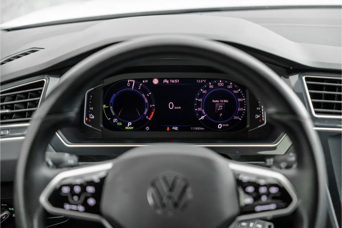 1.4 TSI eHybrid R-Line Camera / Carplay / Android / Digital Dash