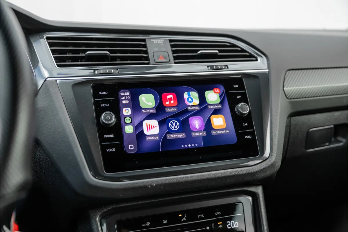 1.4 TSI eHybrid R-Line Camera / Carplay / Android / Digital Dash