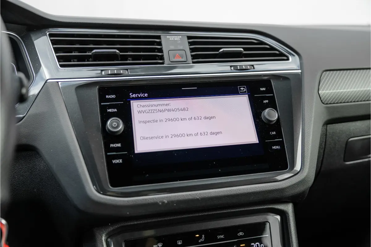 1.4 TSI eHybrid R-Line Camera / Carplay / Android / Digital Dash