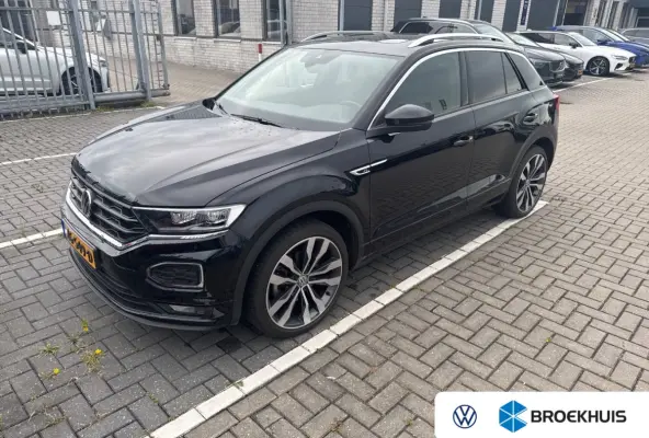 1.5 TSI 150 pk Sport Business R 7-DSG | Trekhaak | Panoramdak | Achteruitrijcamera | Climatronic | 19 inch LMV |