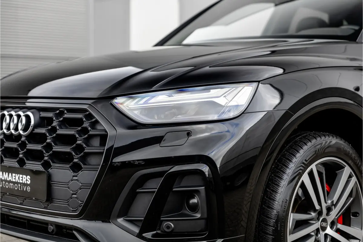 55 TFSI e S edition Competition RS Stoelen / B&O Audio / Camera / 20 inch / S-Line /
