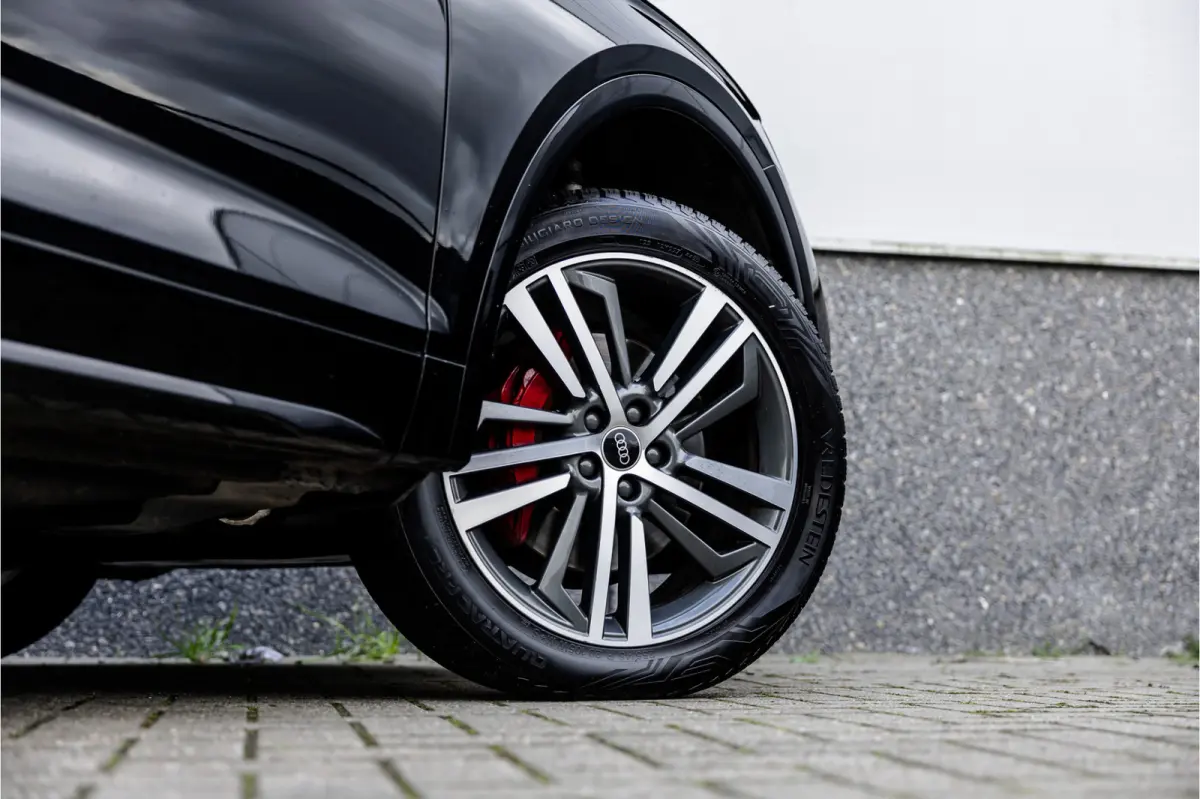 55 TFSI e S edition Competition RS Stoelen / B&O Audio / Camera / 20 inch / S-Line /