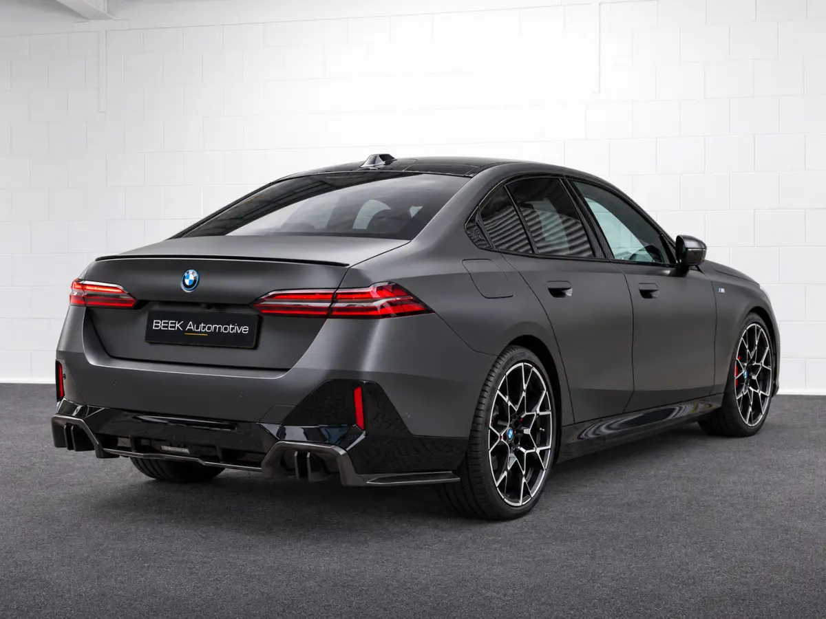 eDrive40 84 kWh | M Sport | H/K | INDIVIDUAL