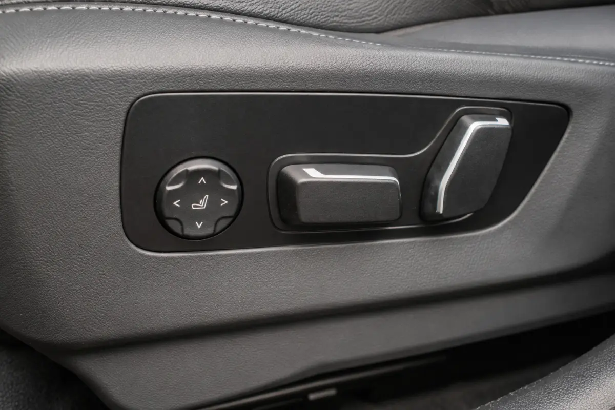 eDrive40 84 kWh | M Sport | H/K | INDIVIDUAL