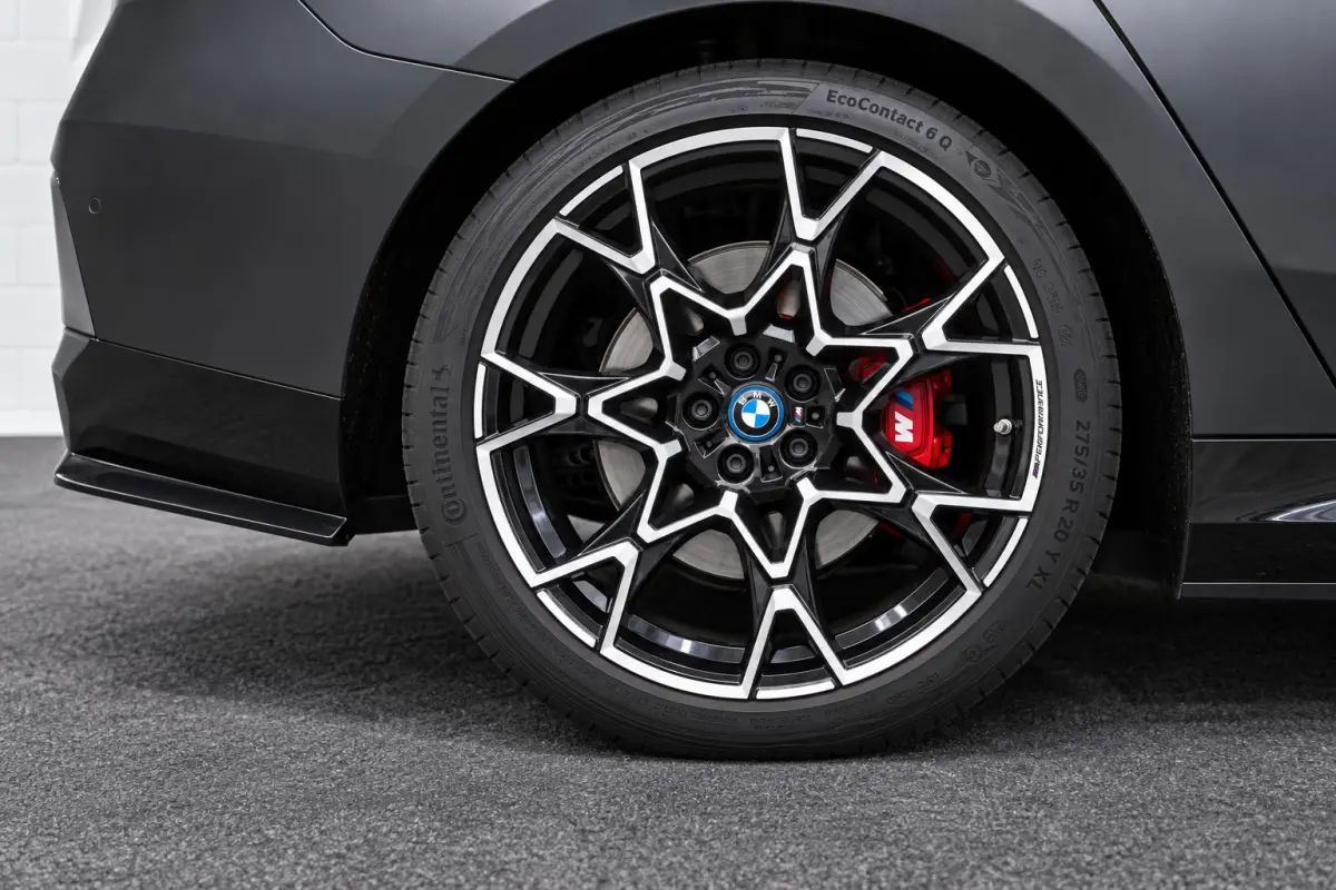 eDrive40 84 kWh | M Sport | H/K | INDIVIDUAL