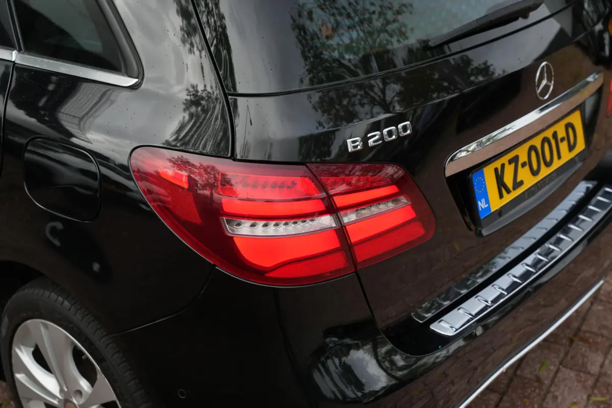 200 Ambition Stoelverwarming LED Cruise Control Leer/Stof