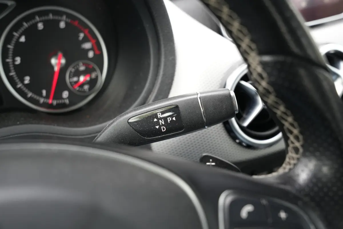 200 Ambition Stoelverwarming LED Cruise Control Leer/Stof