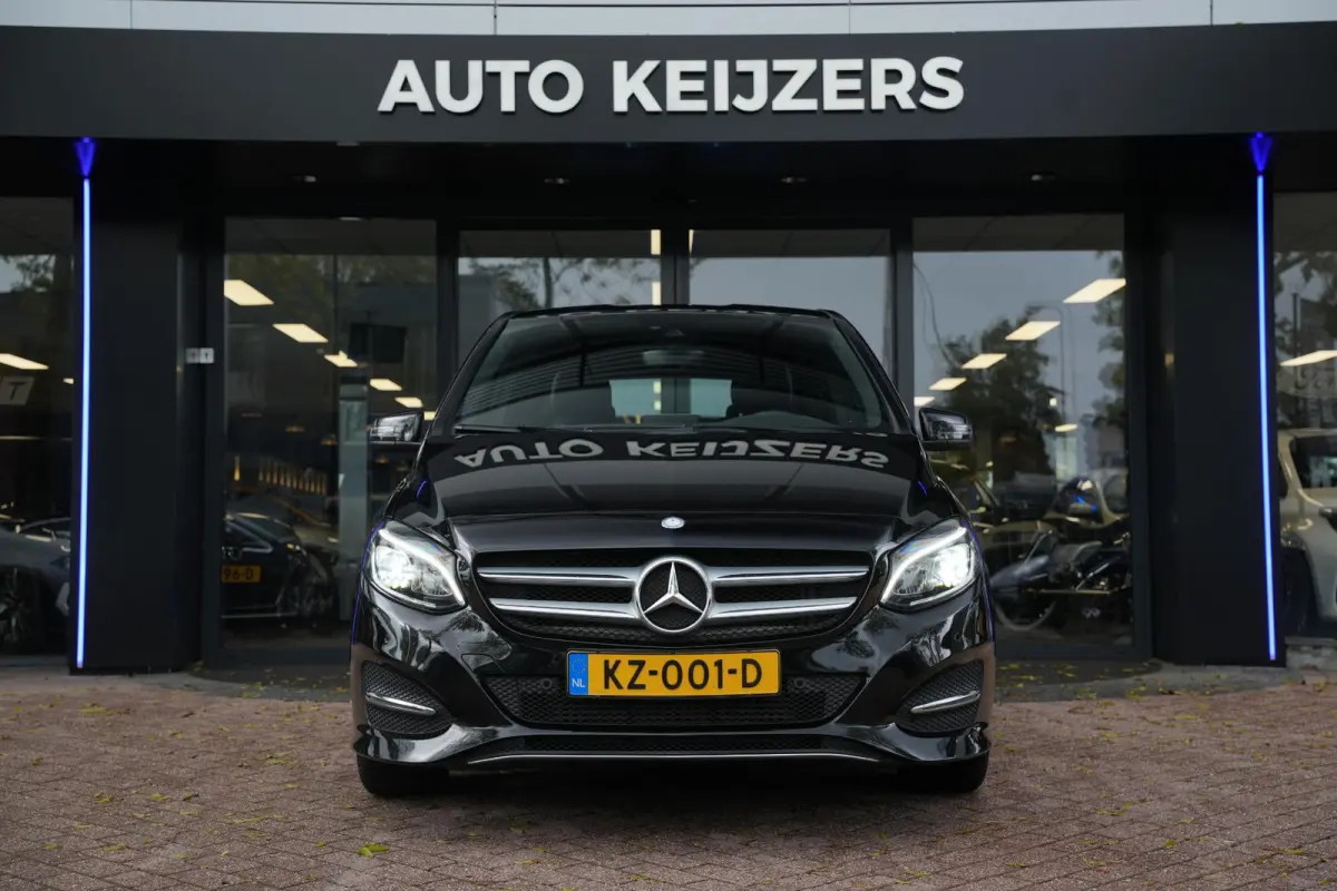 200 Ambition Stoelverwarming LED Cruise Control Leer/Stof