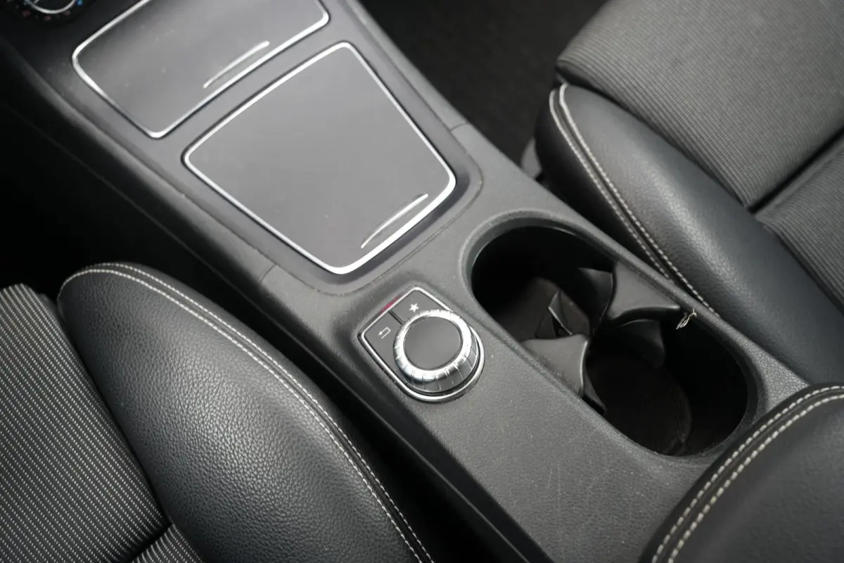 200 Ambition Stoelverwarming LED Cruise Control Leer/Stof