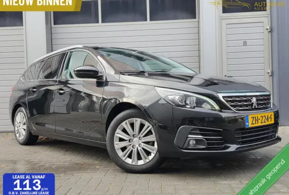 1.2 PureTech Blue Lease Premium Trekhaak/360/Carplay/Lane/Dak/Cruise/Dode/Leder/DAB/Navi/Pano/