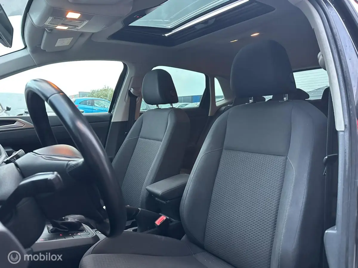 1.0 TSI Comfortline Business,Dsg,Dakje