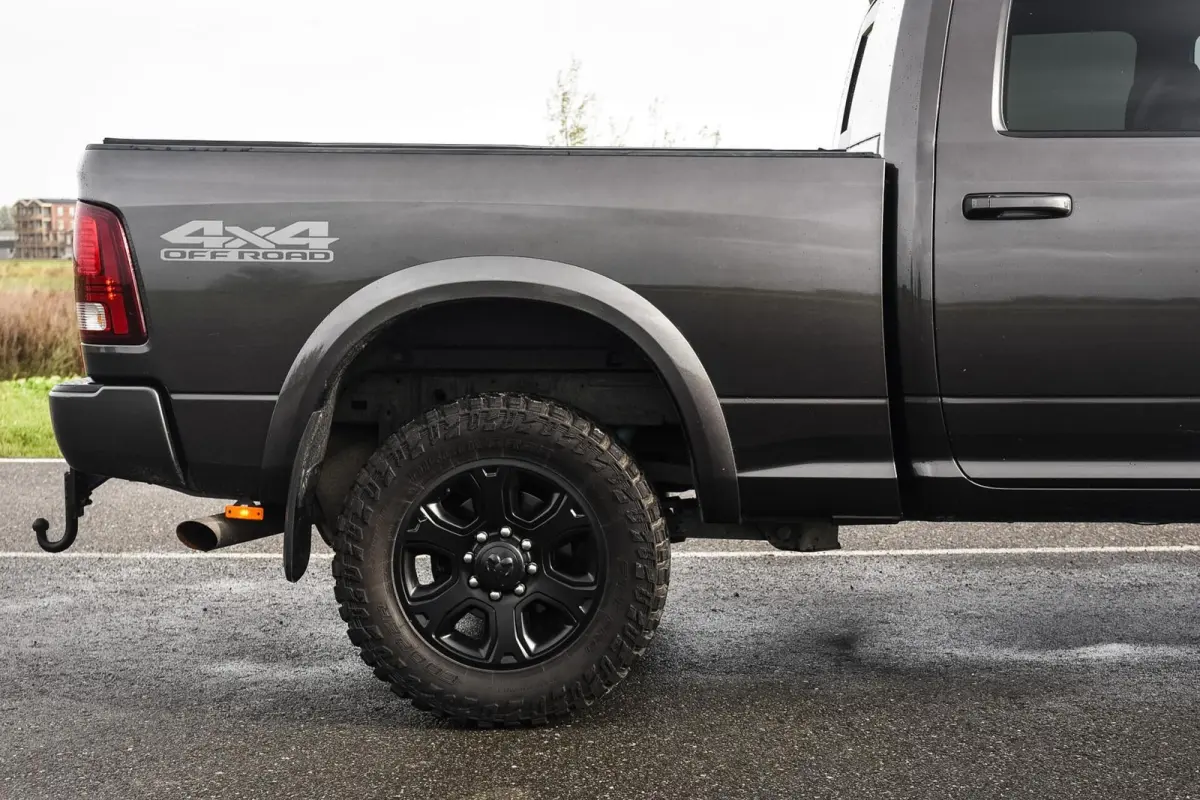 2500 Laramie 6.4 HEMI | LPG | Liftkit | 4x4