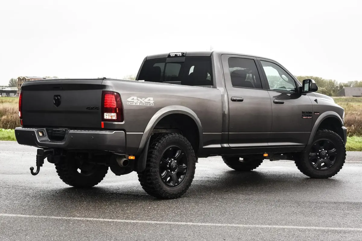 2500 Laramie 6.4 HEMI | LPG | Liftkit | 4x4