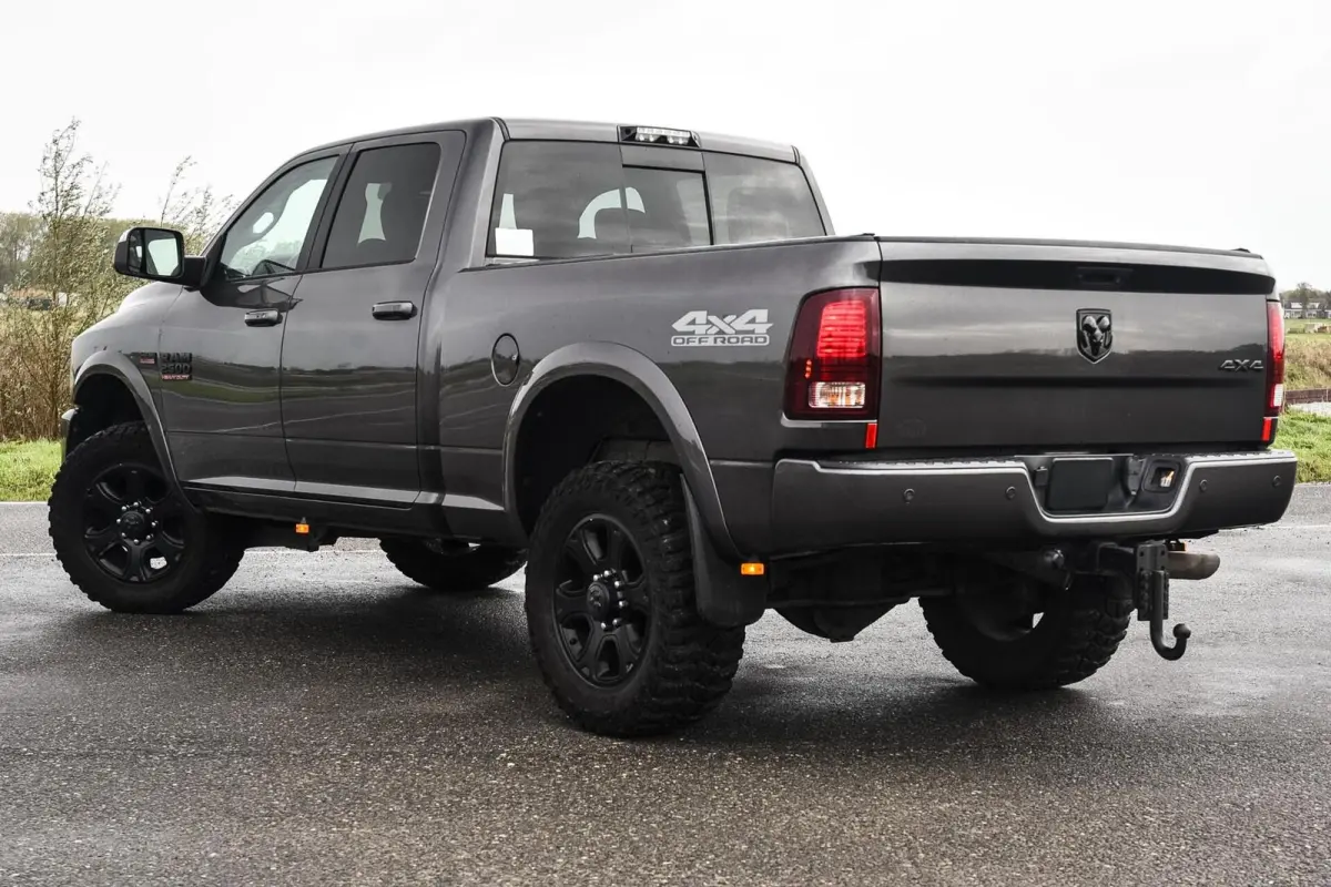 2500 Laramie 6.4 HEMI | LPG | Liftkit | 4x4