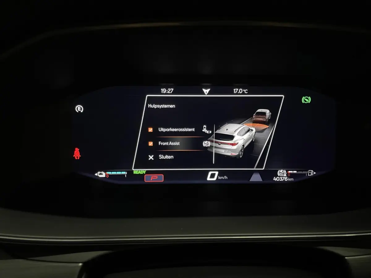 1.4 e-Hybrid VZ 245 PK/ Cam/ Keyless/ 19'LMV/ Matrix LED