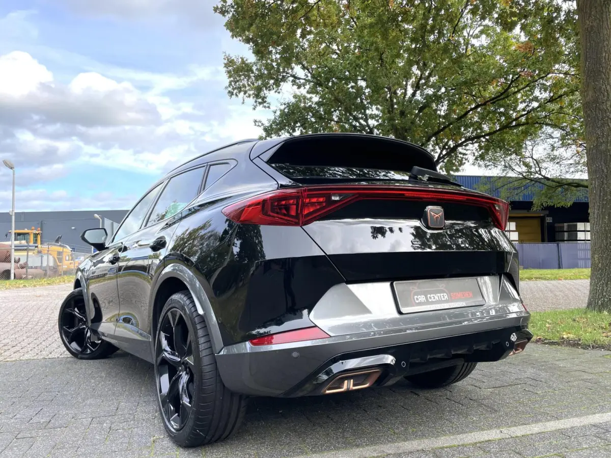 1.4 e-Hybrid VZ 245 PK/ Cam/ Keyless/ 19'LMV/ Matrix LED