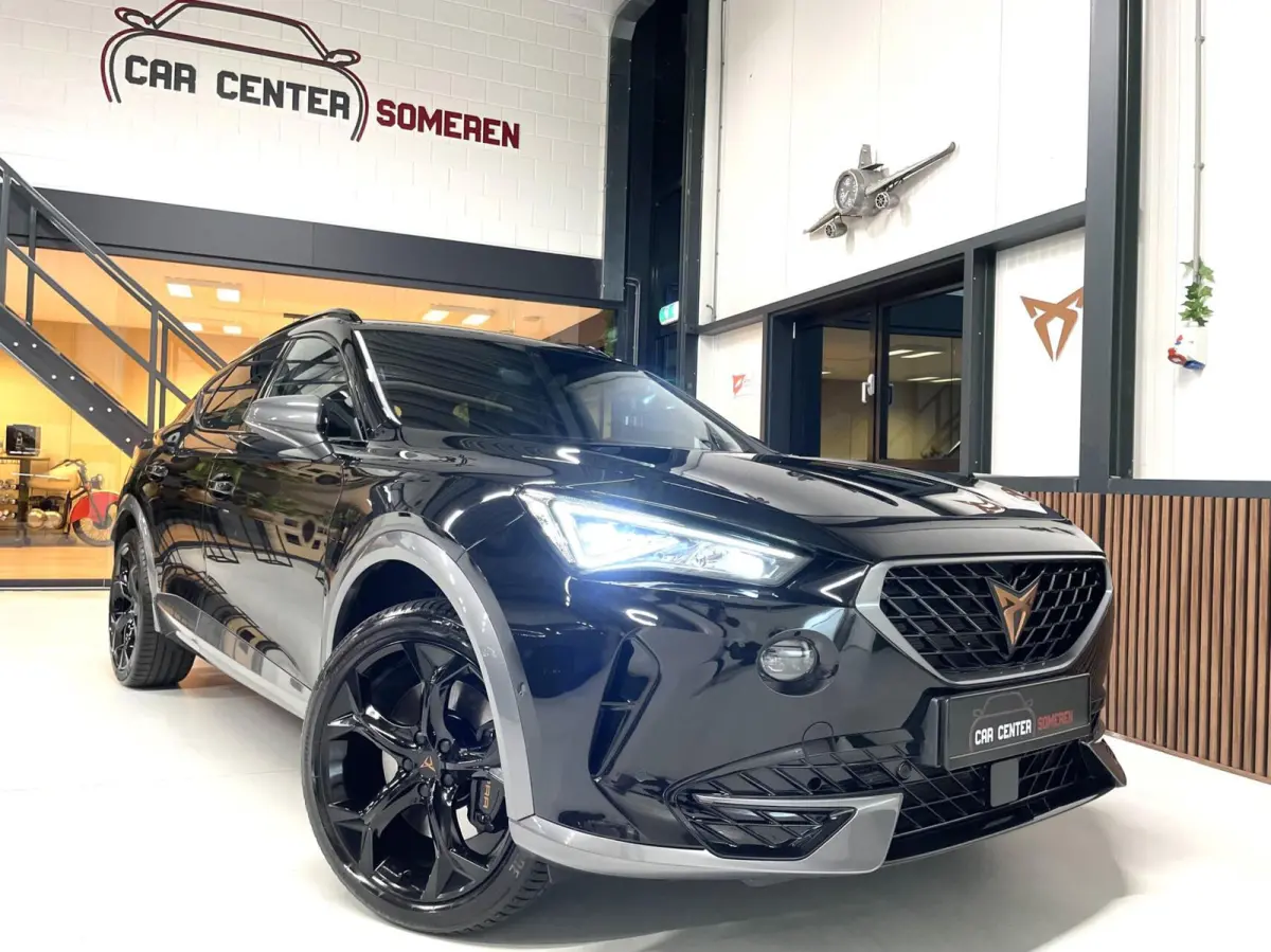 1.4 e-Hybrid VZ 245 PK/ Cam/ Keyless/ 19'LMV/ Matrix LED
