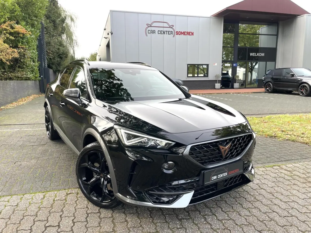 1.4 e-Hybrid VZ 245 PK/ Cam/ Keyless/ 19'LMV/ Matrix LED