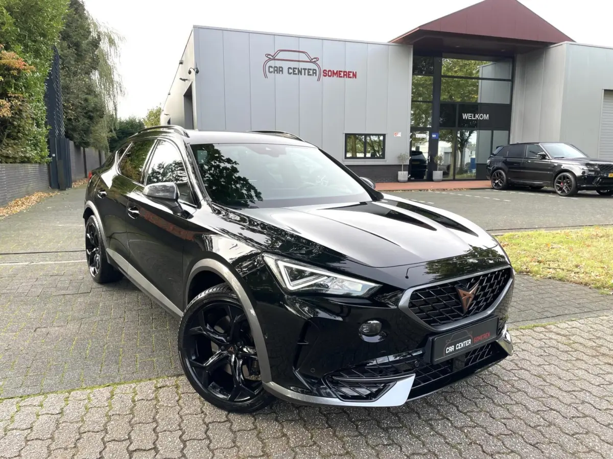 1.4 e-Hybrid VZ 245 PK/ Cam/ Keyless/ 19'LMV/ Matrix LED