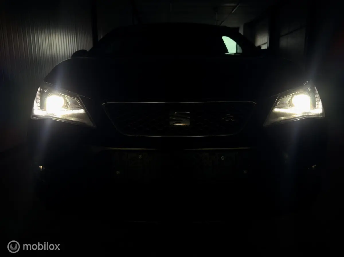 1.0 EcoTSI FR|110PK|CarPlay|Stoelverw.|SEAT Sound