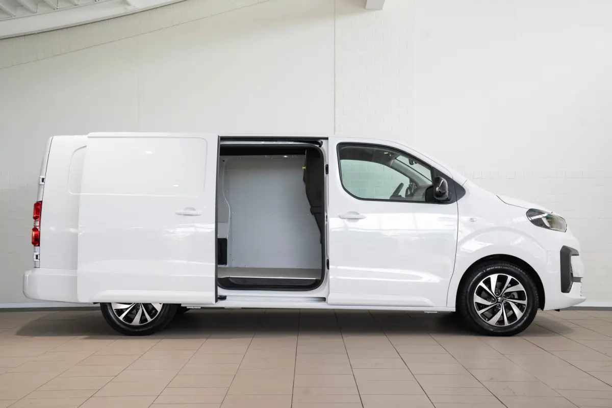 L3 75 kWh | Tot 8 Jaar Garantie | SOH 98% | Camera | Apple Carplay & Android Auto | Parkeersensoren | Cruise Controle |