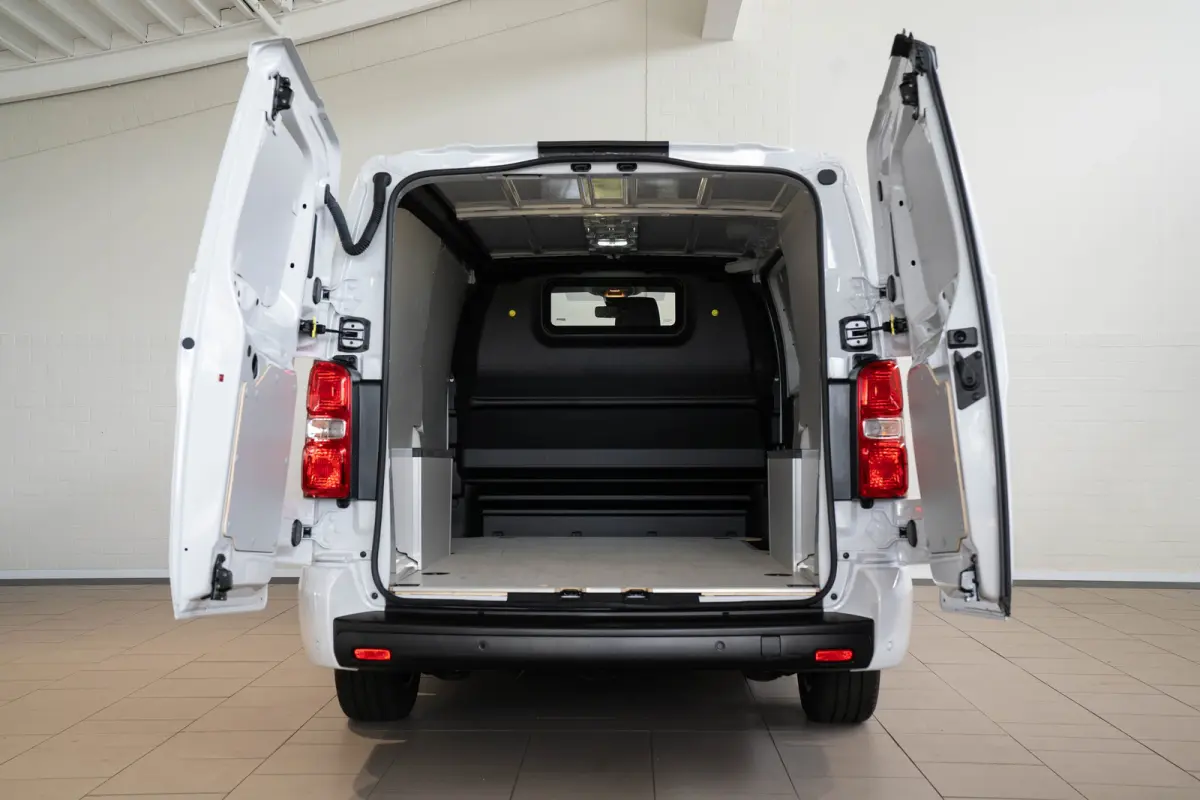 L3 75 kWh | Tot 8 Jaar Garantie | SOH 98% | Camera | Apple Carplay & Android Auto | Parkeersensoren | Cruise Controle |