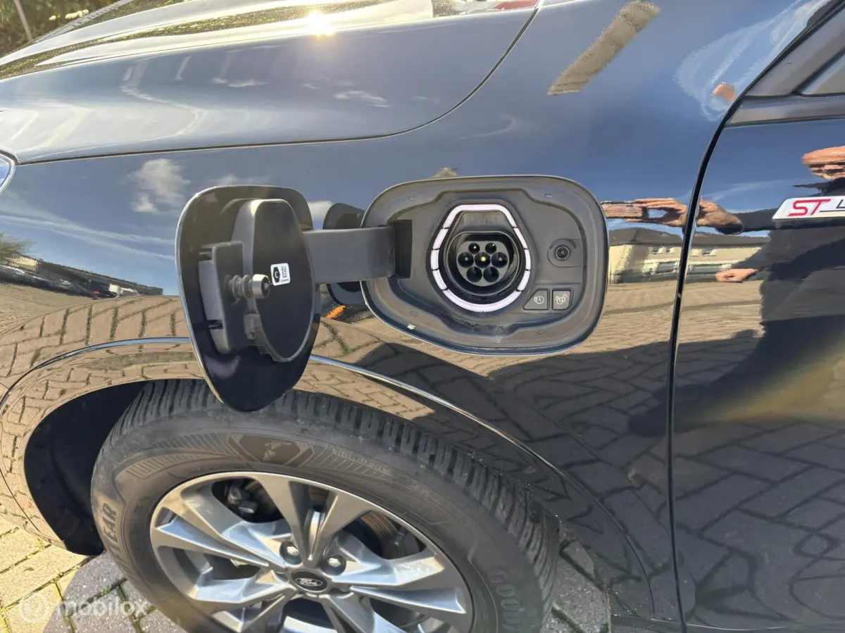 2.5 PHEV ST-Line PANODAK/ELEC TREKHAAK