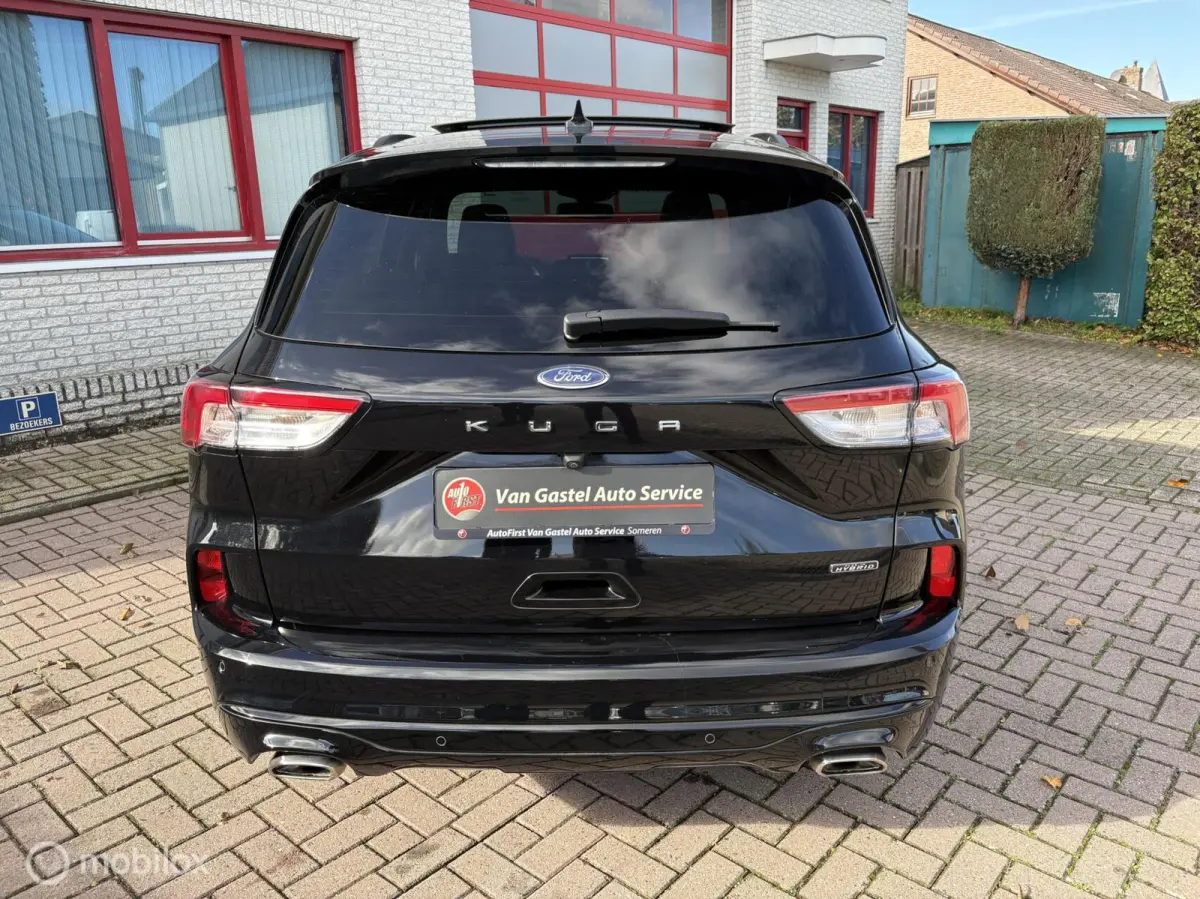 2.5 PHEV ST-Line PANODAK/ELEC TREKHAAK