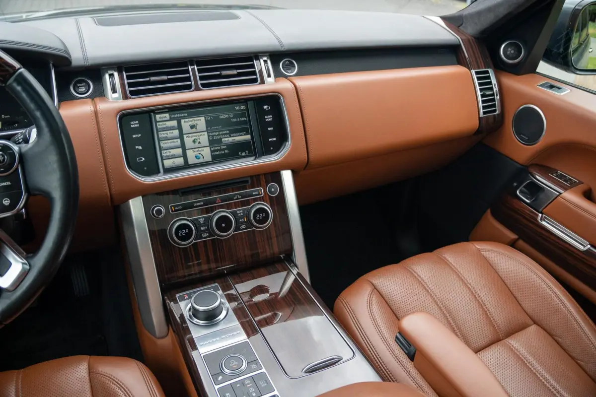 4.4 SDV8 Autobiography|4 Zitter|Prominent|Soft Close|Brembo|Alcantara|Panoramadak|Meridian|Minutieus Onderhouden|UNIEK