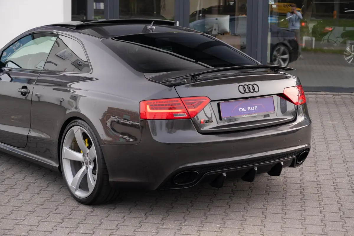 4.2 V8 FSI RS5 Quattro|B&O|Audi Exclusive|DAB|Panoramadak|Carbon|RS Dynamic|Dealer Onderhouden