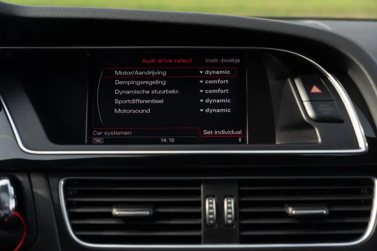 4.2 V8 FSI RS5 Quattro|B&O|Audi Exclusive|DAB|Panoramadak|Carbon|RS Dynamic|Dealer Onderhouden