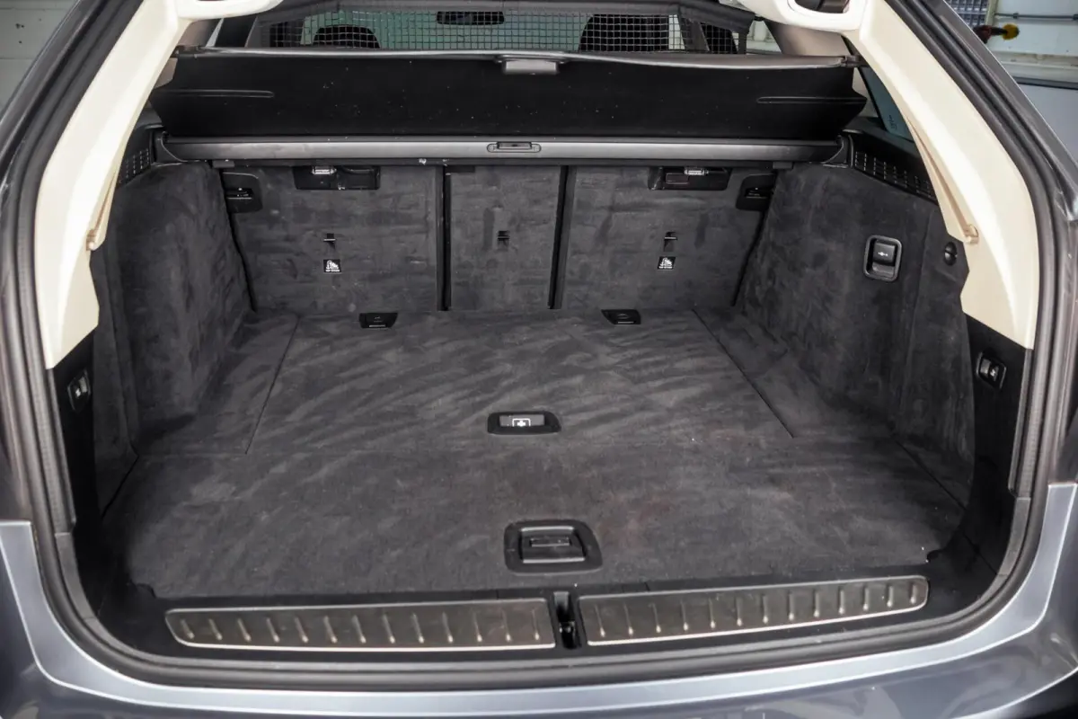 530i High Executive|Sportline|ACC|20"|Half-Leder