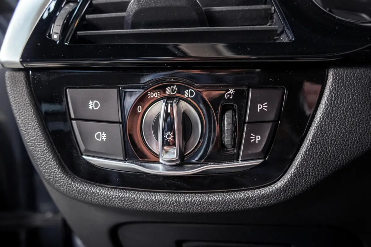 530i High Executive|Sportline|ACC|20"|Half-Leder