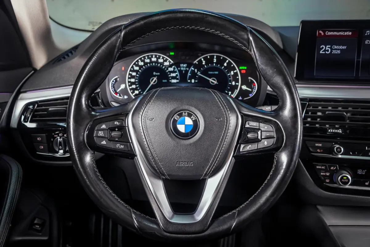 530i High Executive|Sportline|ACC|20"|Half-Leder
