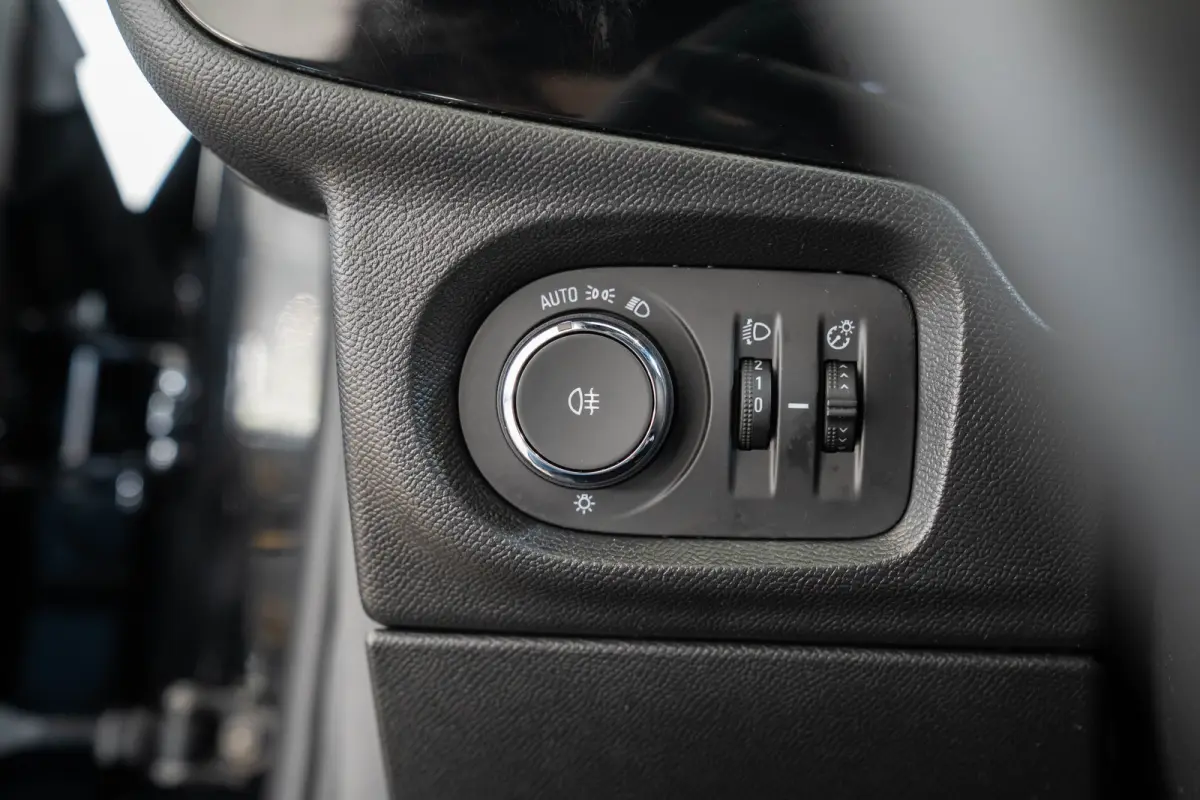 1.2 Turbo Hybrid GS Automaat | Camera | Parkeersensoren | Apple Carplay & Android Auto | Lichtmetalen velgen | Bluetooth |