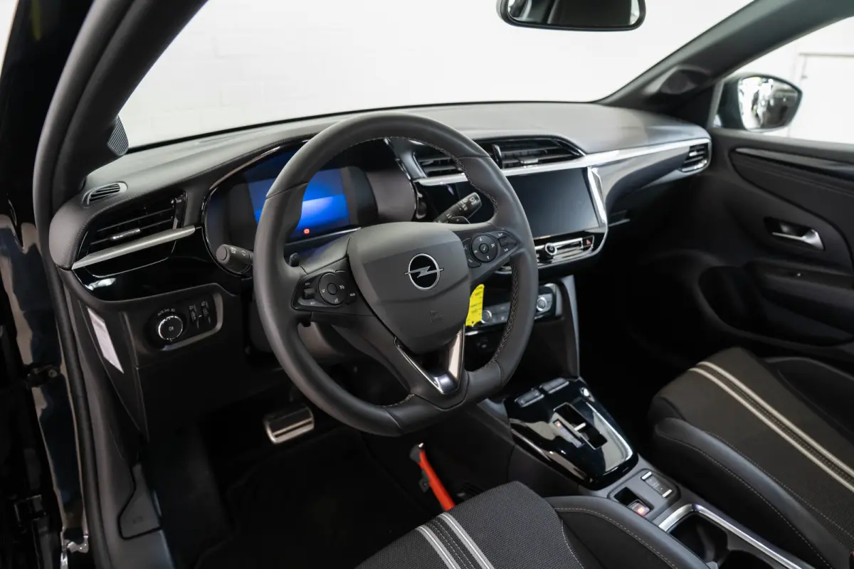 1.2 Turbo Hybrid GS Automaat | Camera | Parkeersensoren | Apple Carplay & Android Auto | Lichtmetalen velgen | Bluetooth |